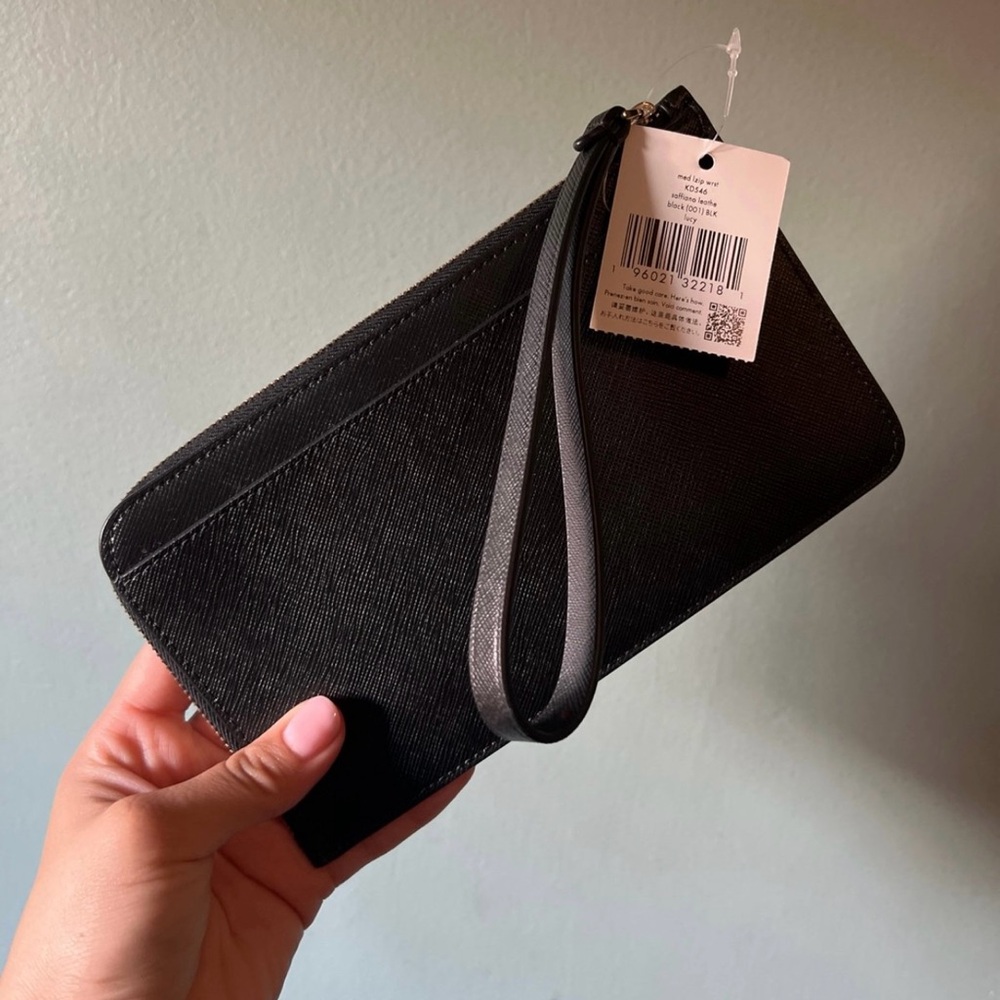 Kate Spade Charcoal Wristlet - Picture 3 of 4